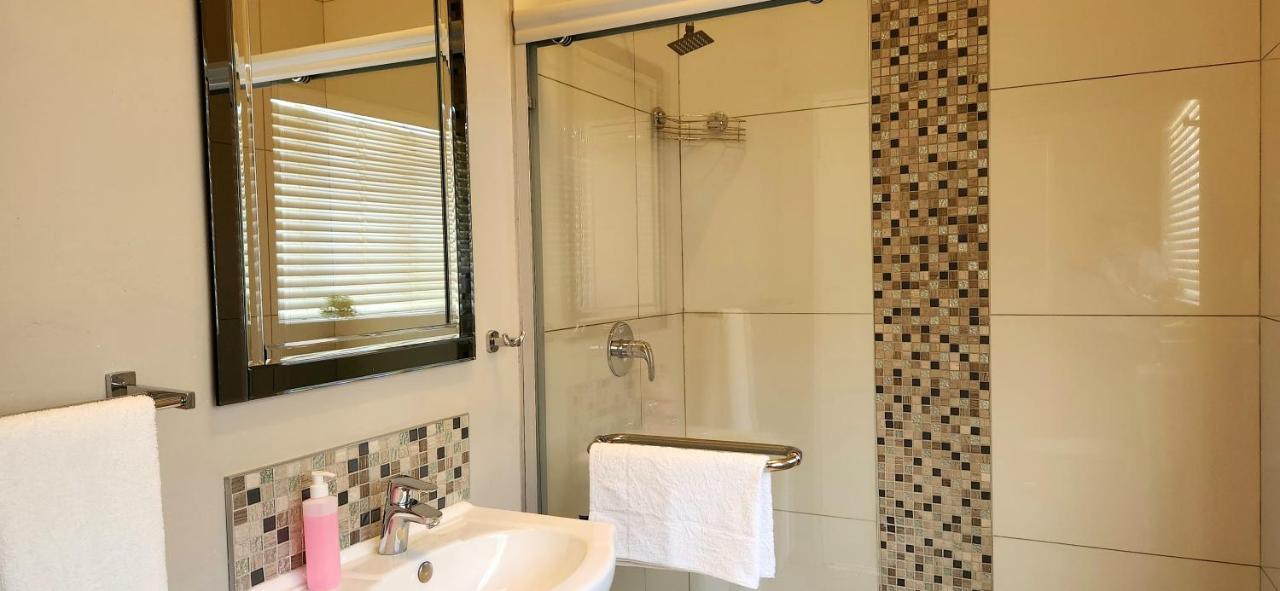 Green Kalahari Guesthouse Upington Zewnętrze zdjęcie