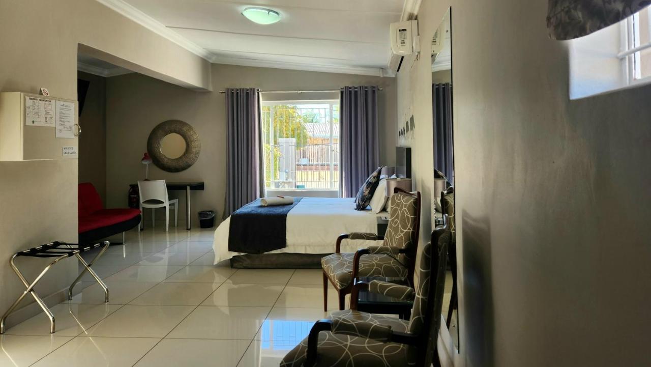 Green Kalahari Guesthouse Upington Zewnętrze zdjęcie
