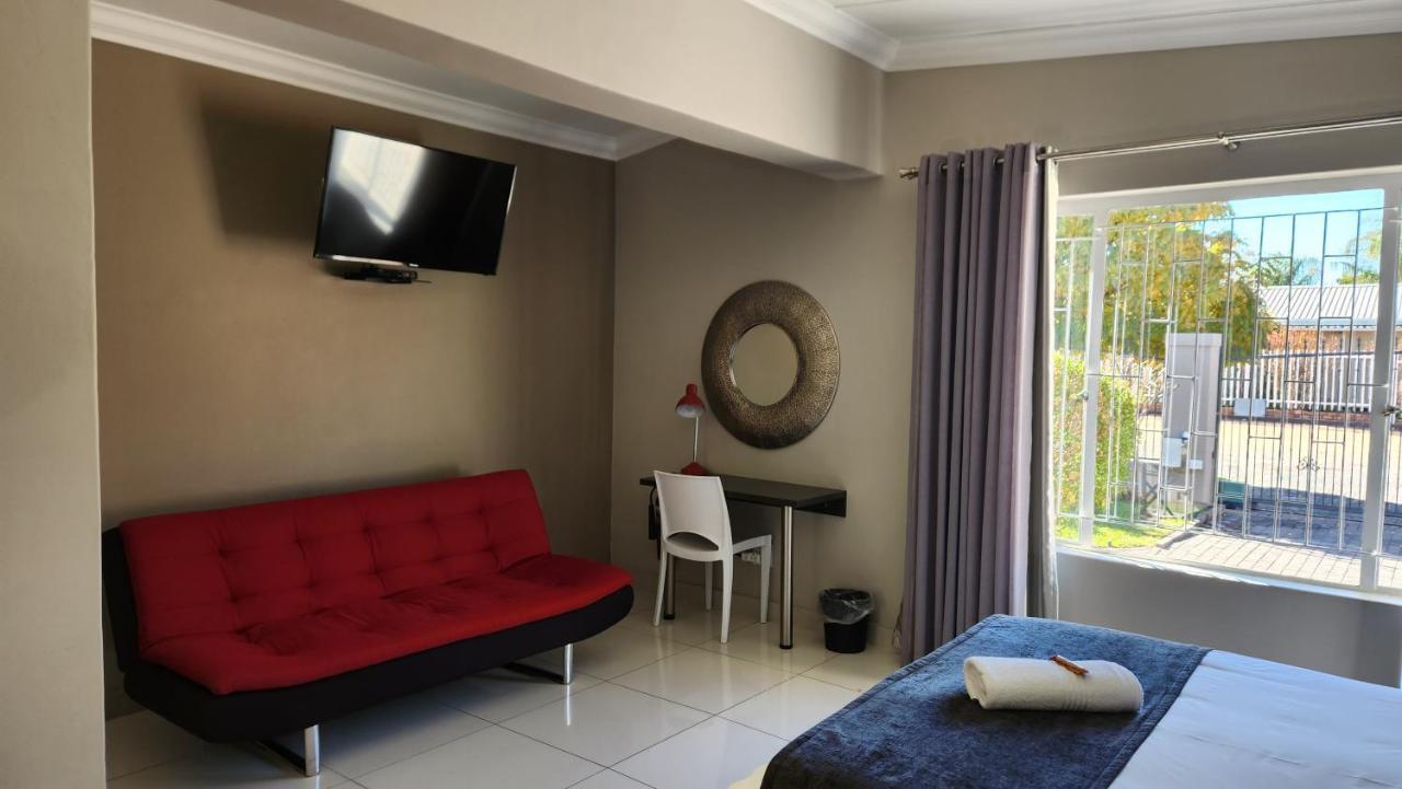 Green Kalahari Guesthouse Upington Zewnętrze zdjęcie